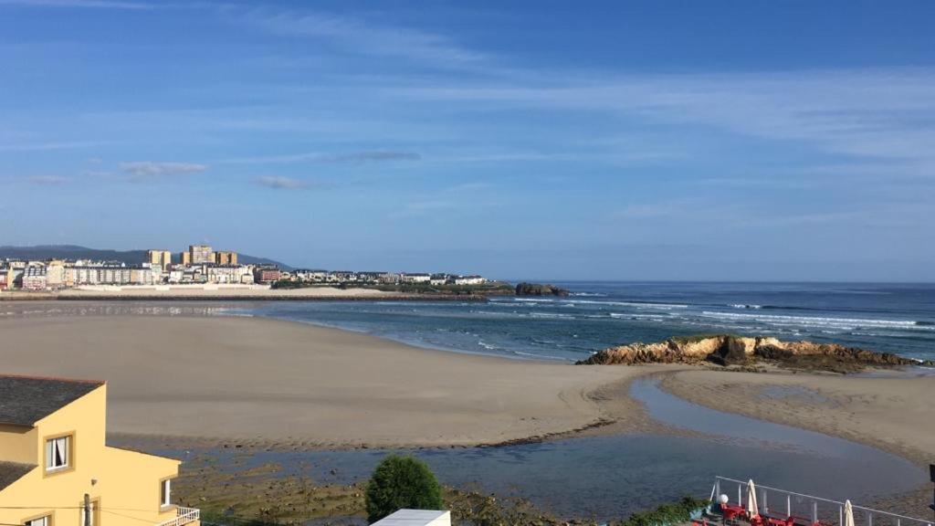 Apartamento Con Hermosas Vistas A La Playa Del Altar Sieiro Екстериор снимка
